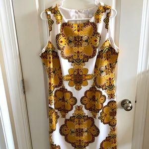 NY&CO sleeveless medallion dress!